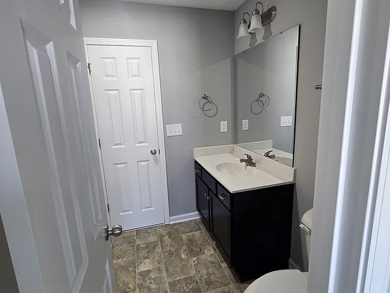 1601 Mount Rainer Dr — Photo 12
