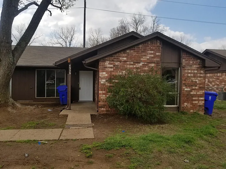 4316 Willowpoint Dr — Photo 1