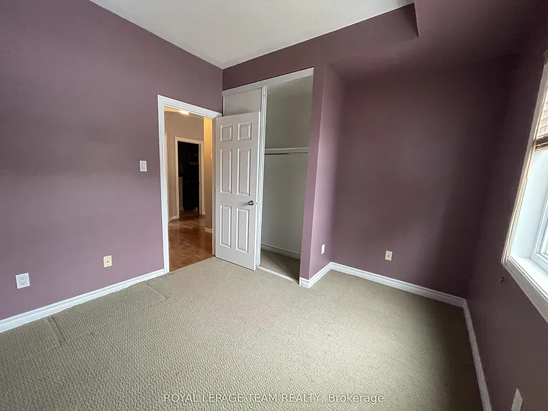 139 Oldfield St #B — Photo 9