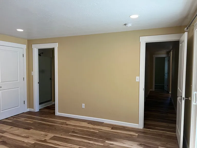 Newly remodeled three bedroom, two bath home - Available Late May — Photo 18