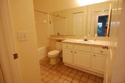 2nd image of 4207 S Dale Mabry Hwy Unit 2111