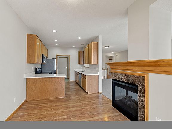 4th image of 19752 Meadowlark Way
