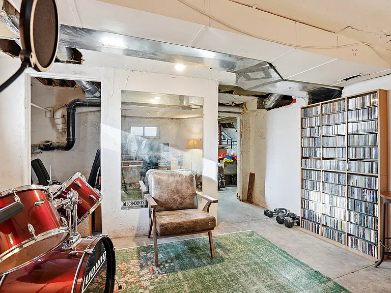 9000 Monaco St #8 — Photo 123