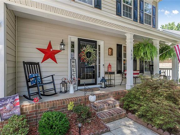 4th image of 143 Meadow Pond Ln