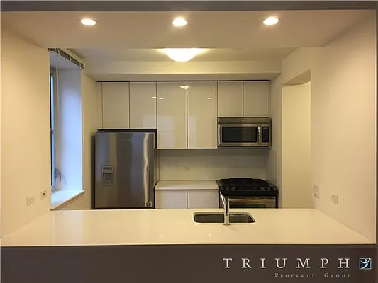 Rented by Triumph Property Group | media 17