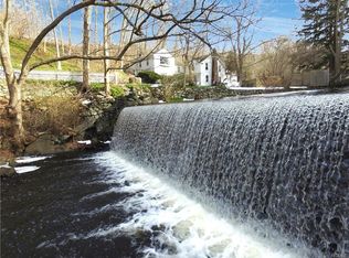 66 Matthews Mill Rd, Bedford Hills, NY 10507