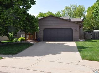 4308 E Del Mar Cir, Sioux Falls, SD 57103