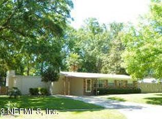 851 Pinemeadow Cv, Jacksonville, FL 32221