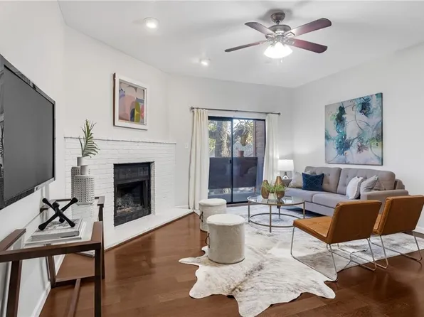2508 W 12th St APT 202, Austin, TX 78703