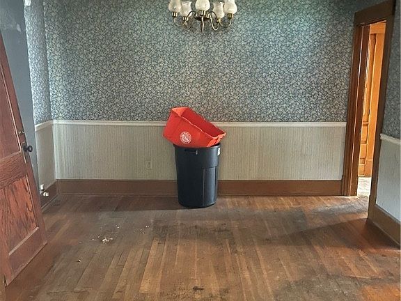 3rd image of 245 E Ravenwood Ave #247