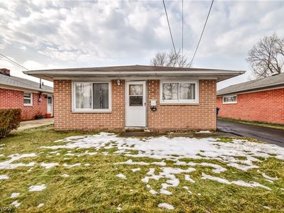 346 Parkway Dr, Eastlake, OH, 44095