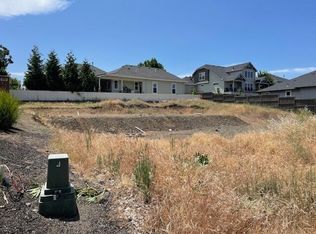 4782 Hathaway Dr, Medford, OR