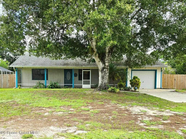 8225 97th Ct, Vero Beach, FL 32967