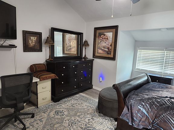 4th image of 7200 Sharp Reef Rd APT 6