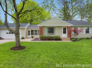 1172 Kirk Dr SE, Grand Rapids, MI 49546