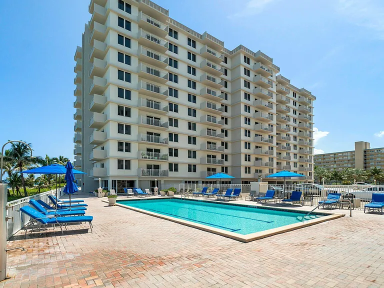 3215 S Ocean Blvd #407 — Photo 45