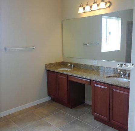 5th image of 3256 Lynrock Ave