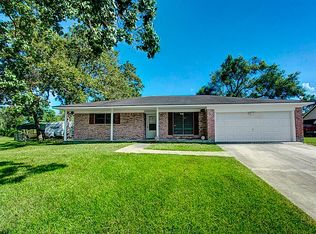 601 Riverbend St, Baytown, TX 77521