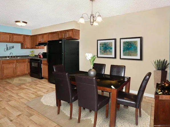 Colonial Ridge Apartments