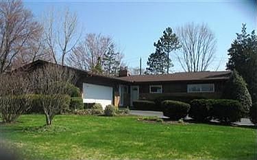 1st image of 2595 Buckhurst Dr