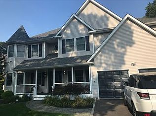 21 Westminster Ct S, Nesconset, NY 11767
