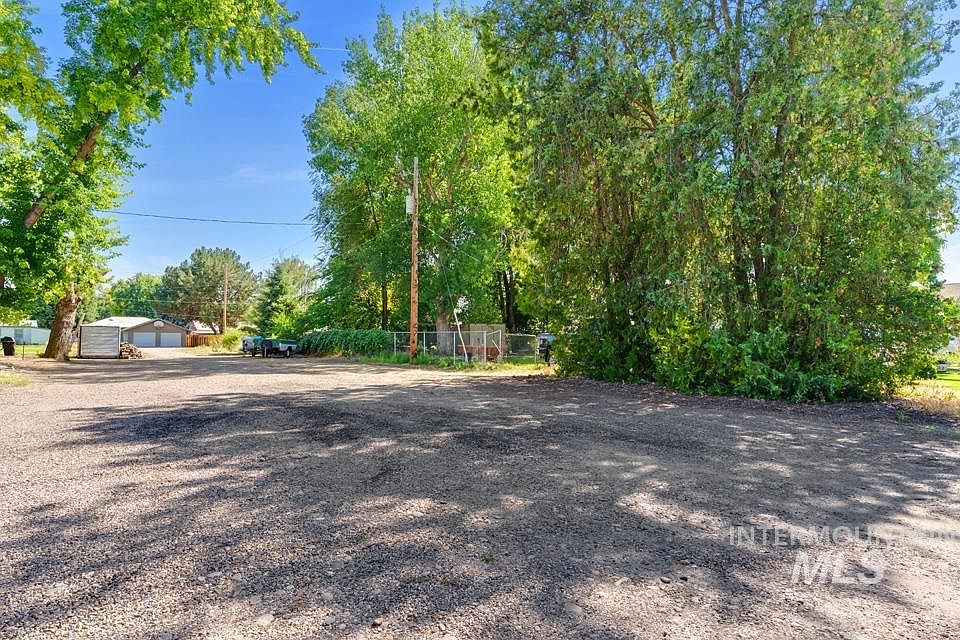 2nd image of Tbd E Park