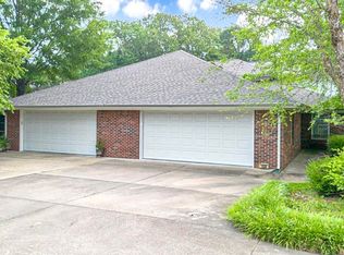 1530 Holt Rd, Paducah, KY 42001