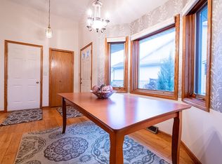 4287 Oak Ridge Dr NW, Grand Rapids, MI 49534