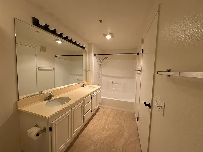 11175 Affinity Ct — Photo 6