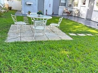 7121 Taft St #A, Hollywood, FL 33024