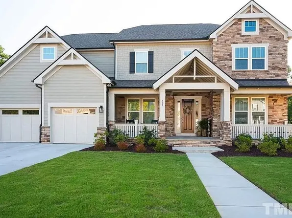 312 Sweetbriar Rose Ct, Holly Springs, NC 27540