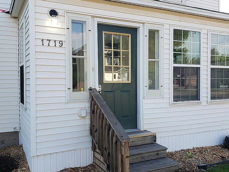 1st image of 1719 Presque Isle Ave