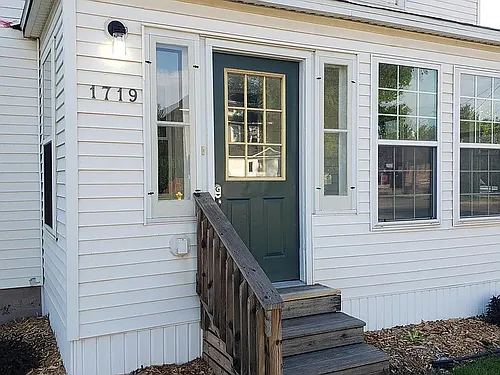 1719 Presque Isle Ave Photo 1