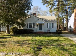 215 Marshall Rd, Fayetteville, NC 28303