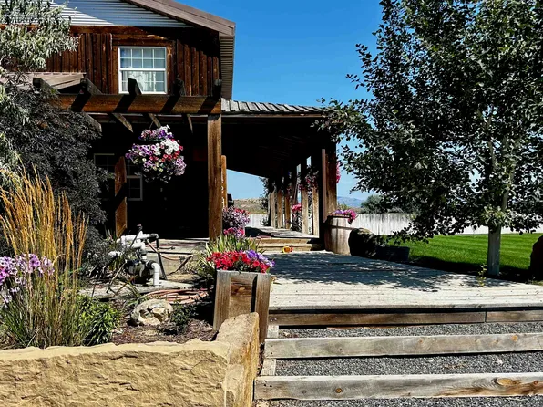 307 W Platte, Byron, WY 82412