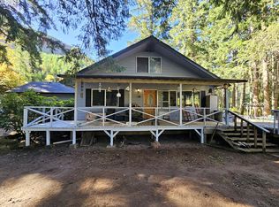 3463 Briarwood Rd, Umpqua, OR 97486