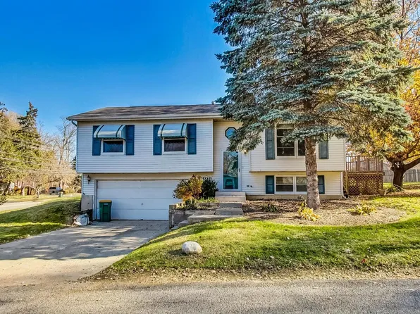 191 E Grand Ave, Fox Lake, IL 60020