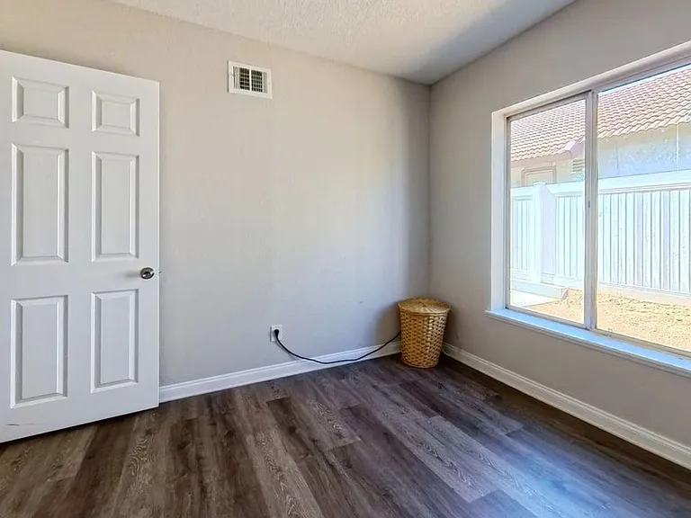 12658 Heartleaf St — Photo 21