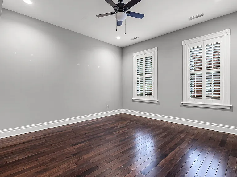 2111 Menard St #2N — Photo 10