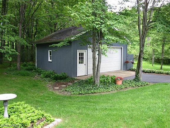 2nd image of 8322 Whispering Pines Dr
