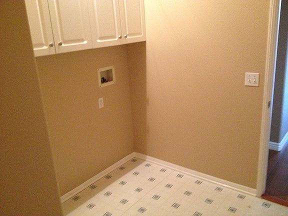 Indoor laundry room