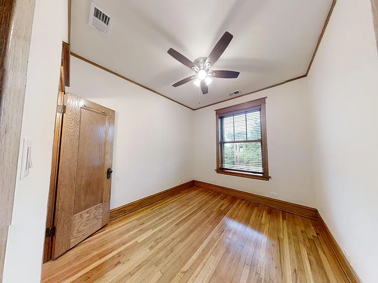 3767 N Lakewood Ave — Photo 9