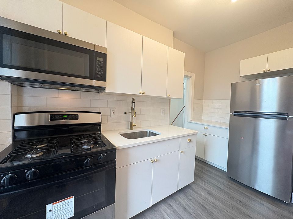 1st image of 569 Bergen Ave #32