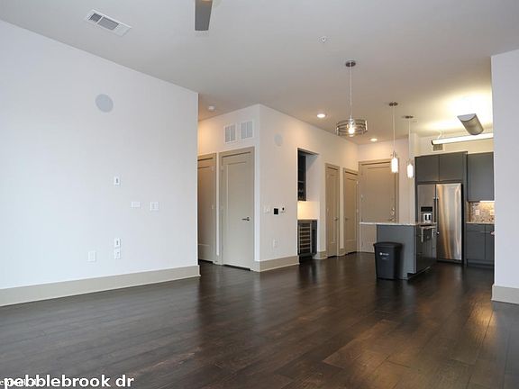 5th image of 13506 Pebblebrook Dr #913