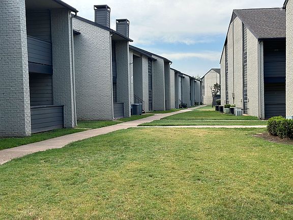 2nd image of 1501 Tennis Dr #609
