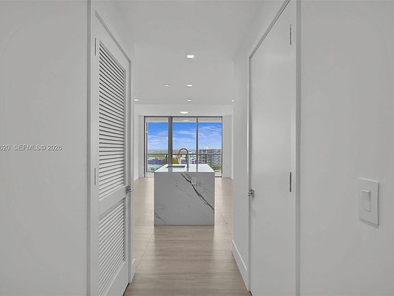 3rd image of 2411 Laguna Cir #1807