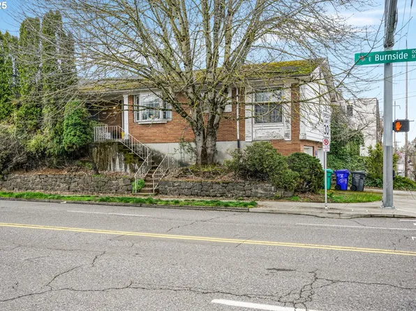 5253 E Burnside St, Portland, OR 97215