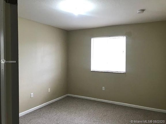 5th image of 21003 NW 14th Pl APT 244
