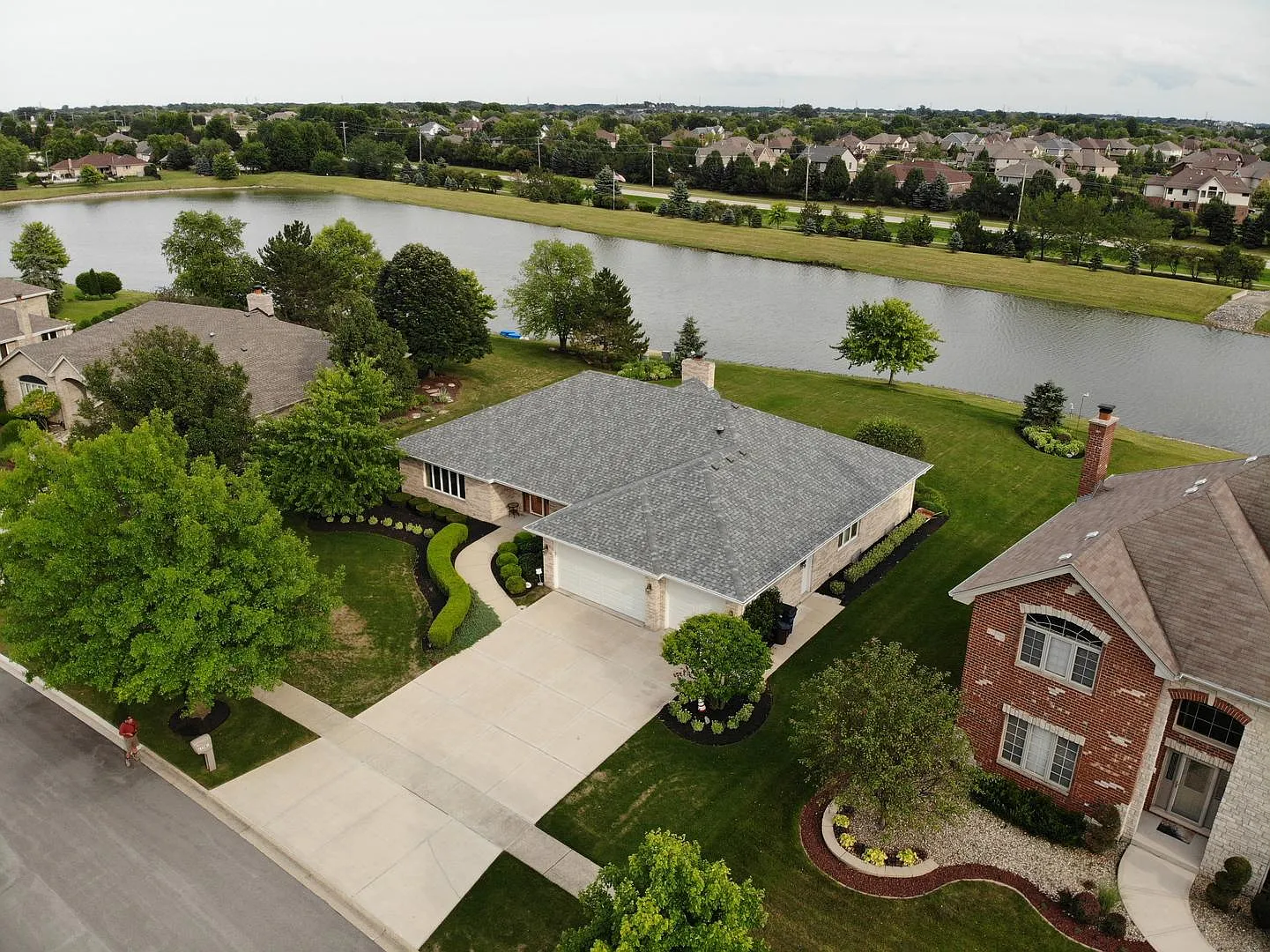 11541 Myrrh Ln photo 1