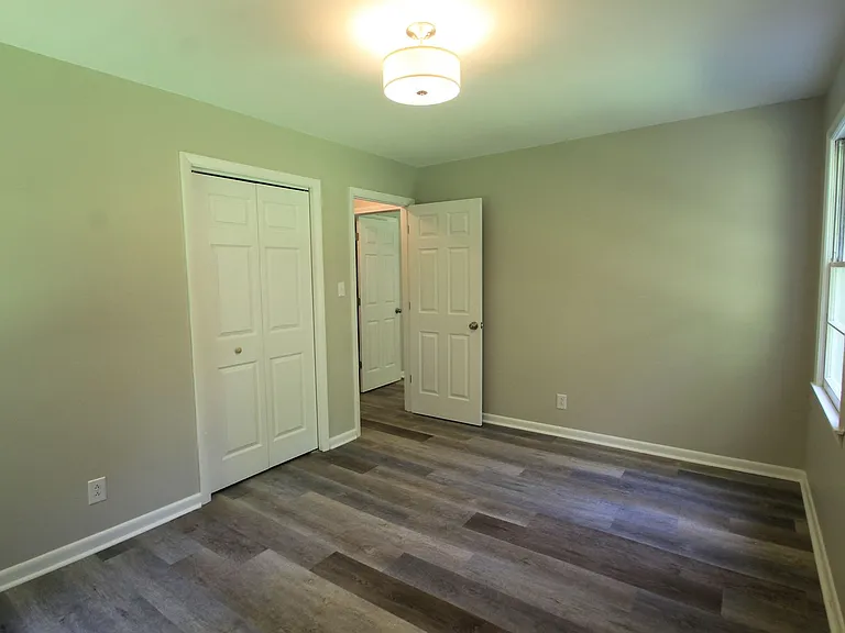 1535 Glasscock Rd — Photo 11